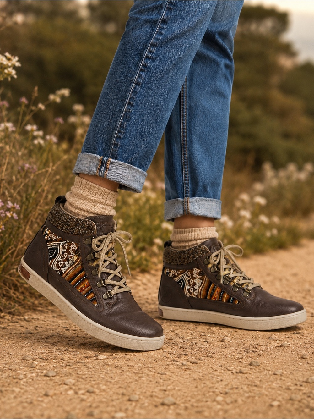 Inkkas Brown Leather Camping Boots Size 9 Handwoven Granola Girl Outdoor Hiking
